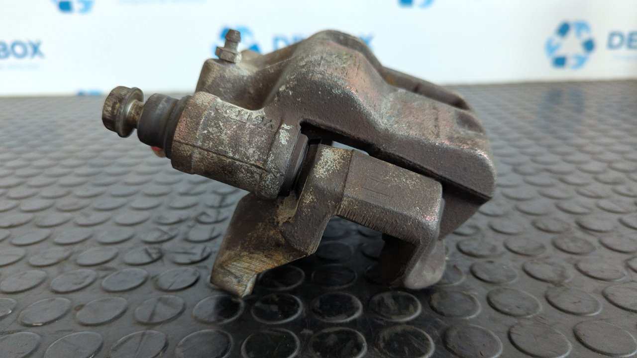 PINZA DE FRENO DELANTERA DERECHA NISSAN INTERSTAR MOD. 04 (X70) - vista 2