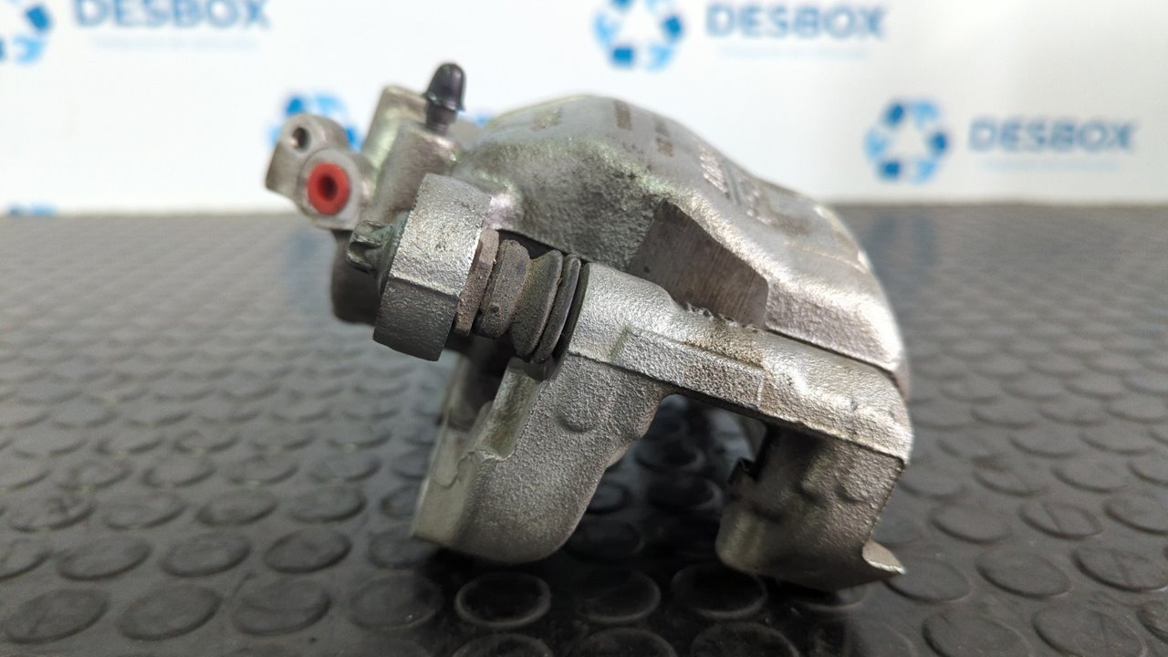 PINZA DE FRENO DELANTERA DERECHA CITROEN E-C4 - vista 3