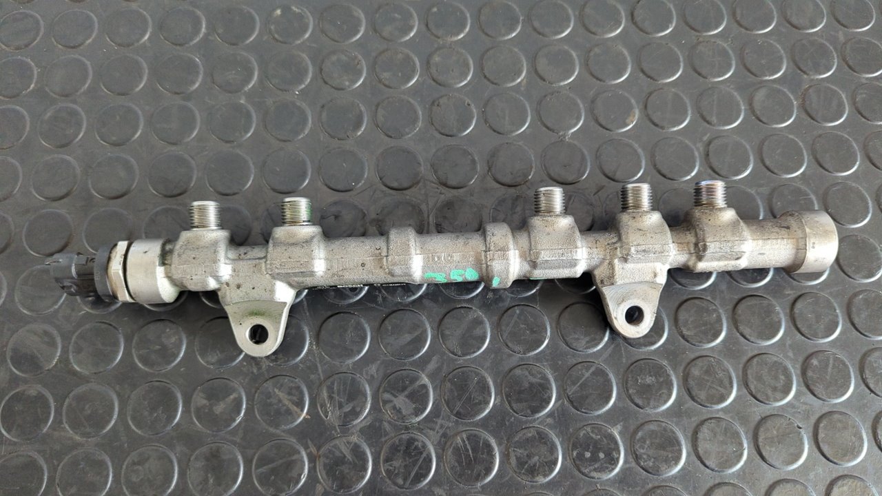 RAMPA INYECTORA FIAT DOBLO CARGO