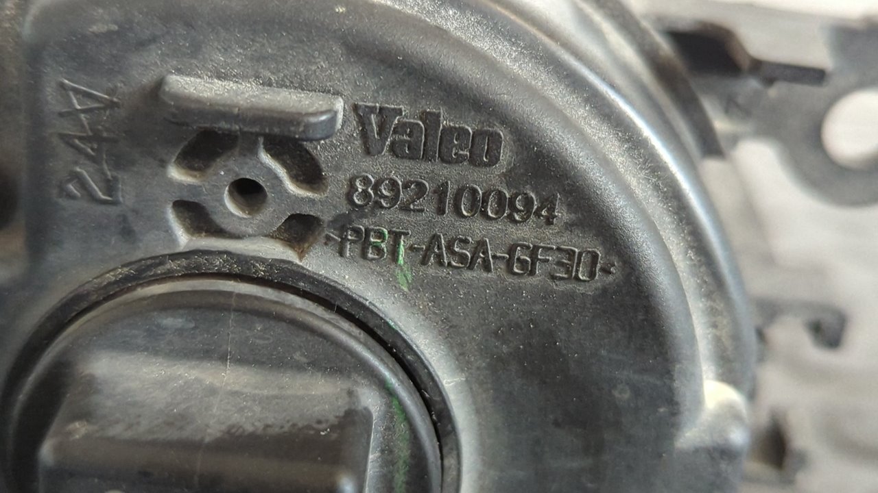 FARO ANTINIEBLA IZQUIERDO AUDI TT (8N3/8N9) - vista 3