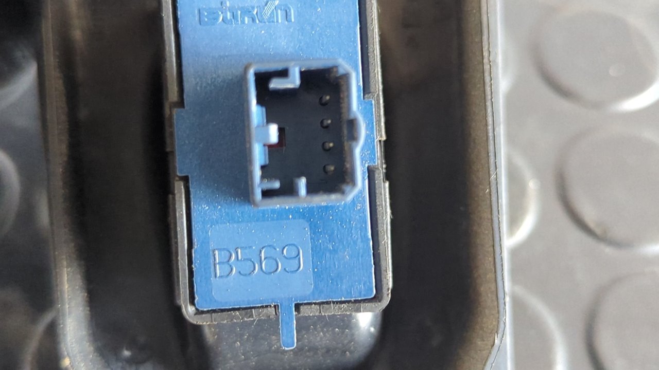 MANDO ELEVALUNAS DELANTERO DERECHO FIAT FIORINO - vista 6