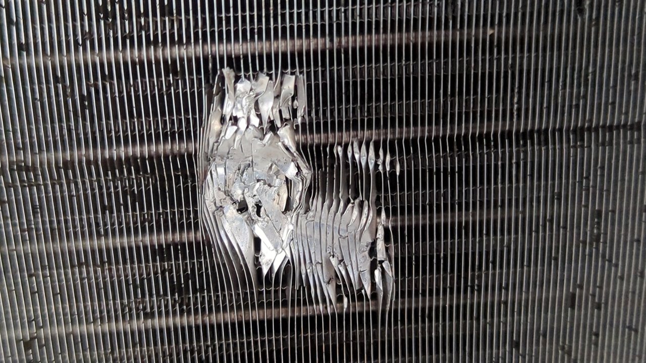 RADIADOR AGUA NISSAN INTERSTAR MOD. 04 (X70) - vista 6