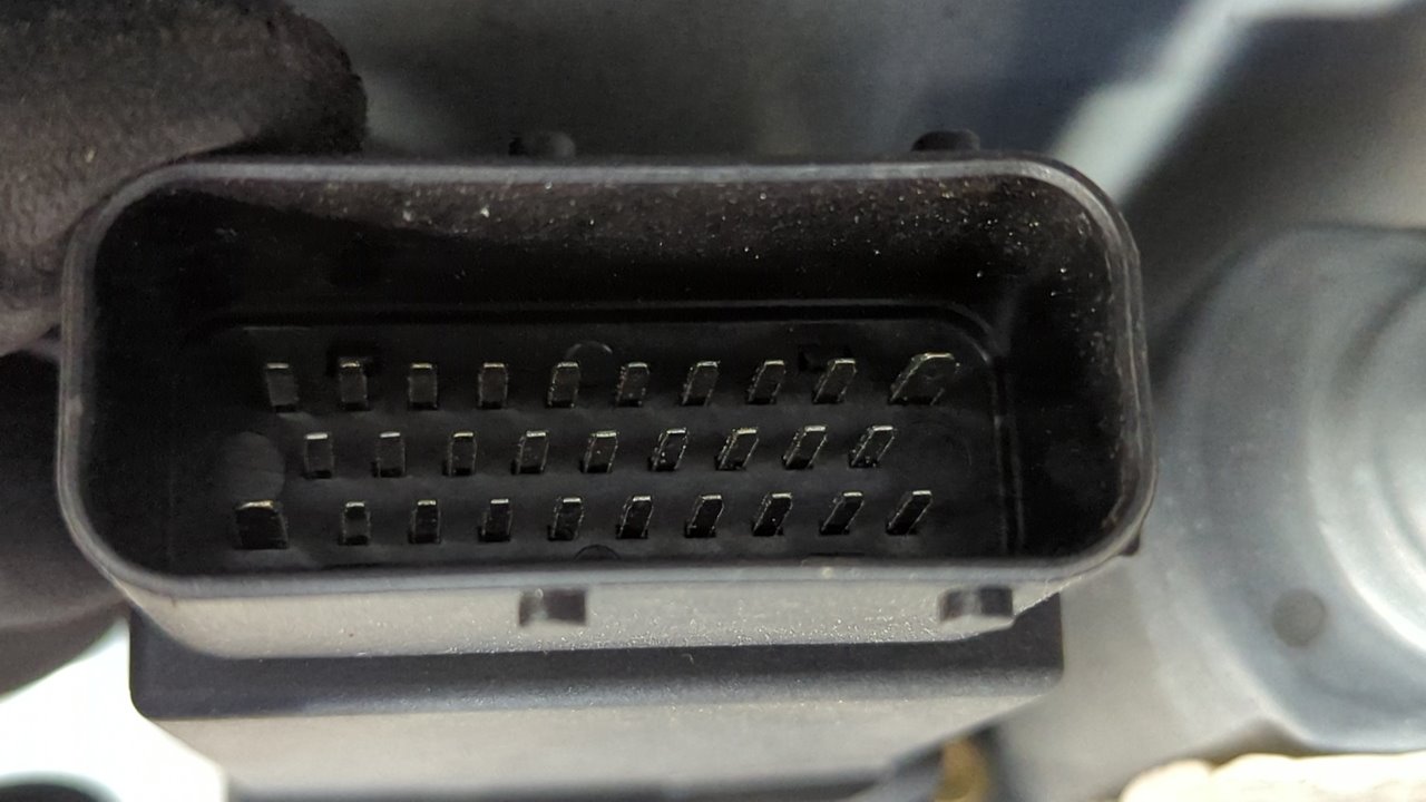 ELEVALUNAS DELANTERO IZQUIERDO VOLKSWAGEN GOLF IV BERLINA (1J1) - vista 2