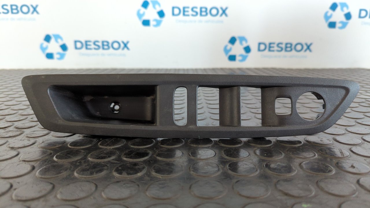 MOLDURA CITROEN E-C4