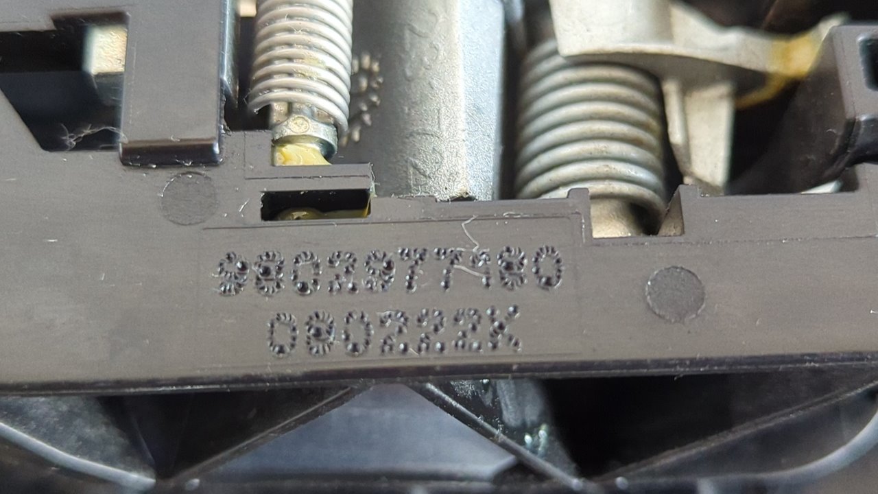 SOPORTE MANETA TRASERA DERECHA CITROEN E-C4 - vista 3