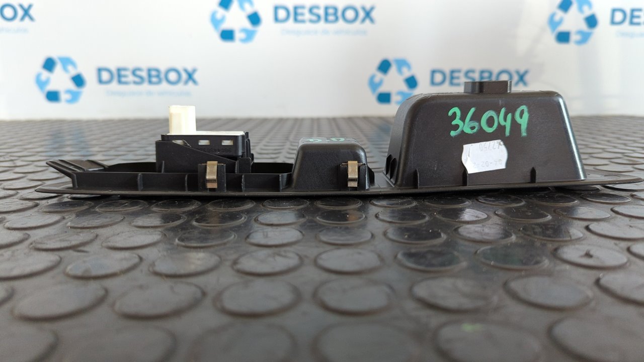 MANDO ELEVALUNAS DELANTERO DERECHO CITROEN E-C4 - vista 2