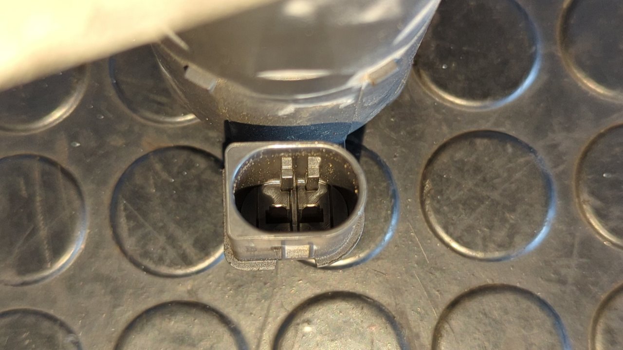 PINZA DE FRENO TRASERA DERECHA CITROEN E-C4 - vista 8