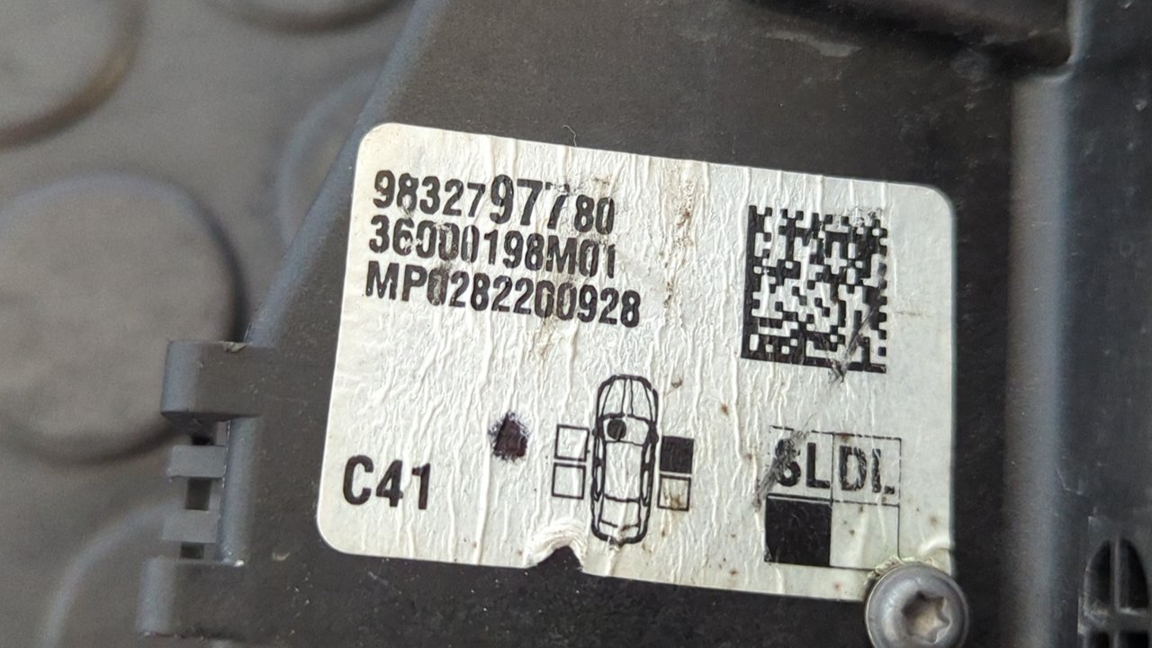 CERRADURA PUERTA DELANTERA DERECHA CITROEN E-C4 - vista 5