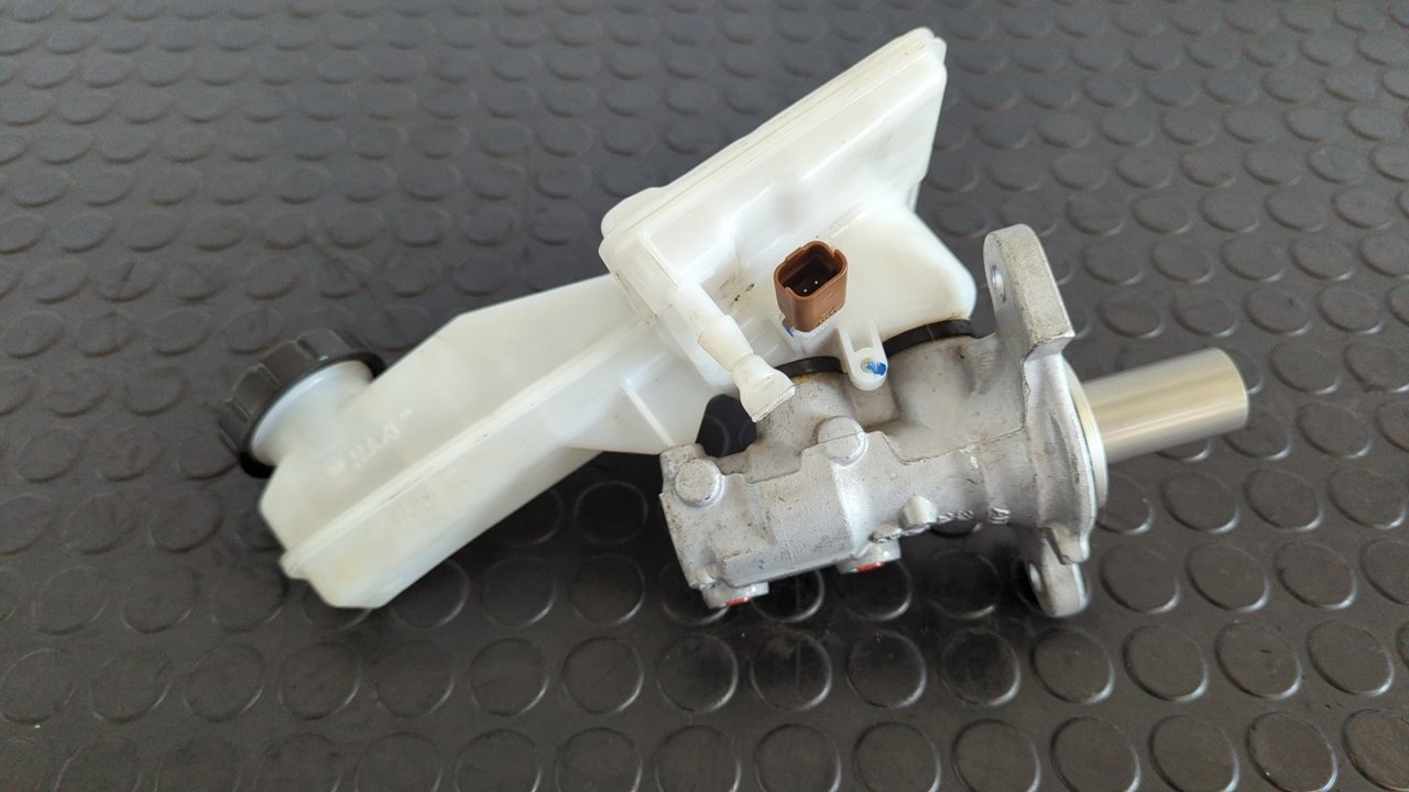 BOMBA FRENO CITROEN E-C4 - vista 8