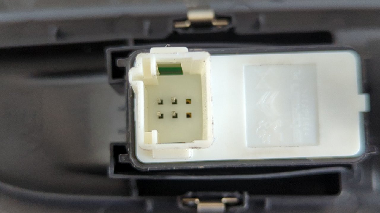 MANDO ELEVALUNAS TRASERO IZQUIERDO CITROEN E-C4 - vista 4