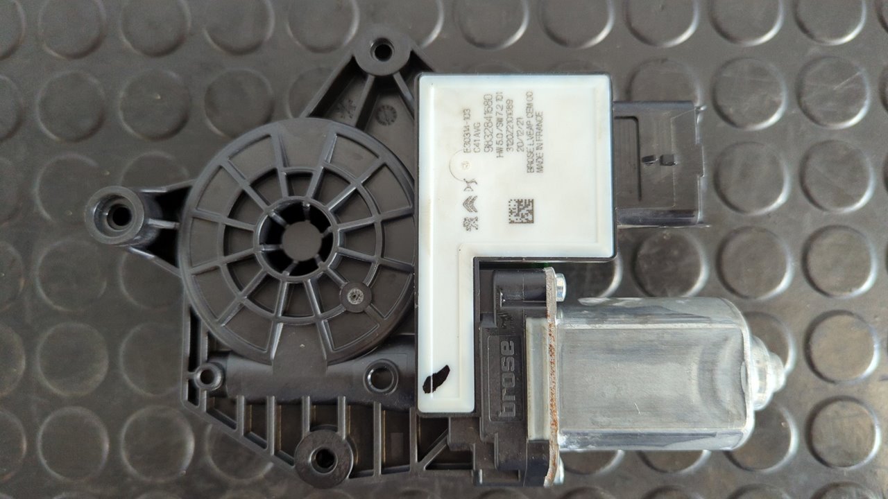 MOTOR ELEVALUNAS DELANTERO IZQUIERDO CITROEN E-C4