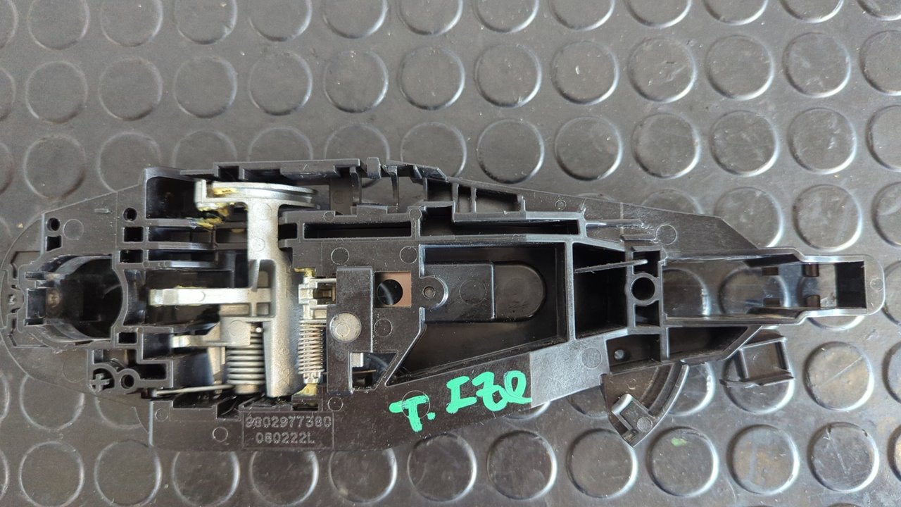 SOPORTE MANETA TRASERA IZQUIERDA CITROEN E-C4 - vista 2