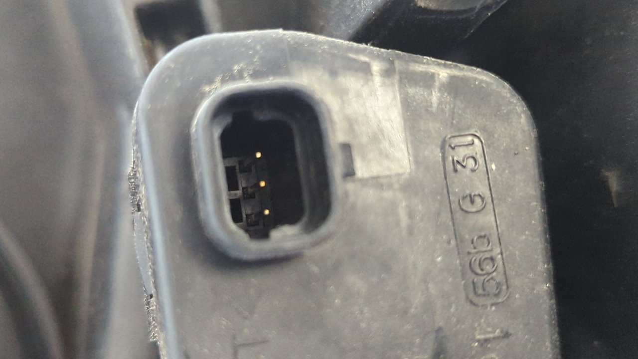 FARO DERECHO KIA SORENTO - vista 5