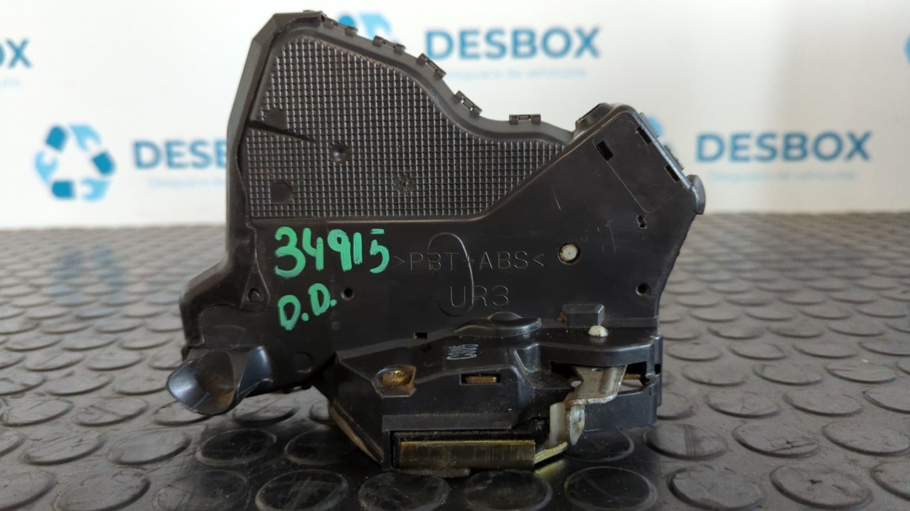 CERRADURA PUERTA DELANTERA DERECHA TOYOTA AVENSIS BERLINA (T25) - vista 2