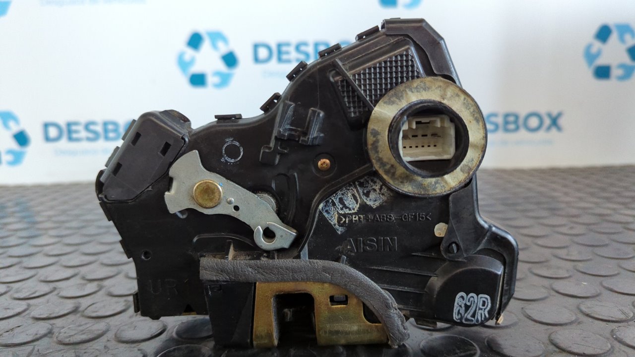 CERRADURA PUERTA DELANTERA DERECHA TOYOTA AVENSIS BERLINA (T25) - vista 5