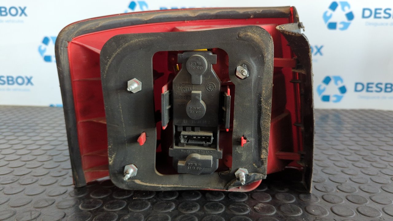 PILOTO TRASERO DERECHO AUDI A6 AVANT (4B5) - vista 2