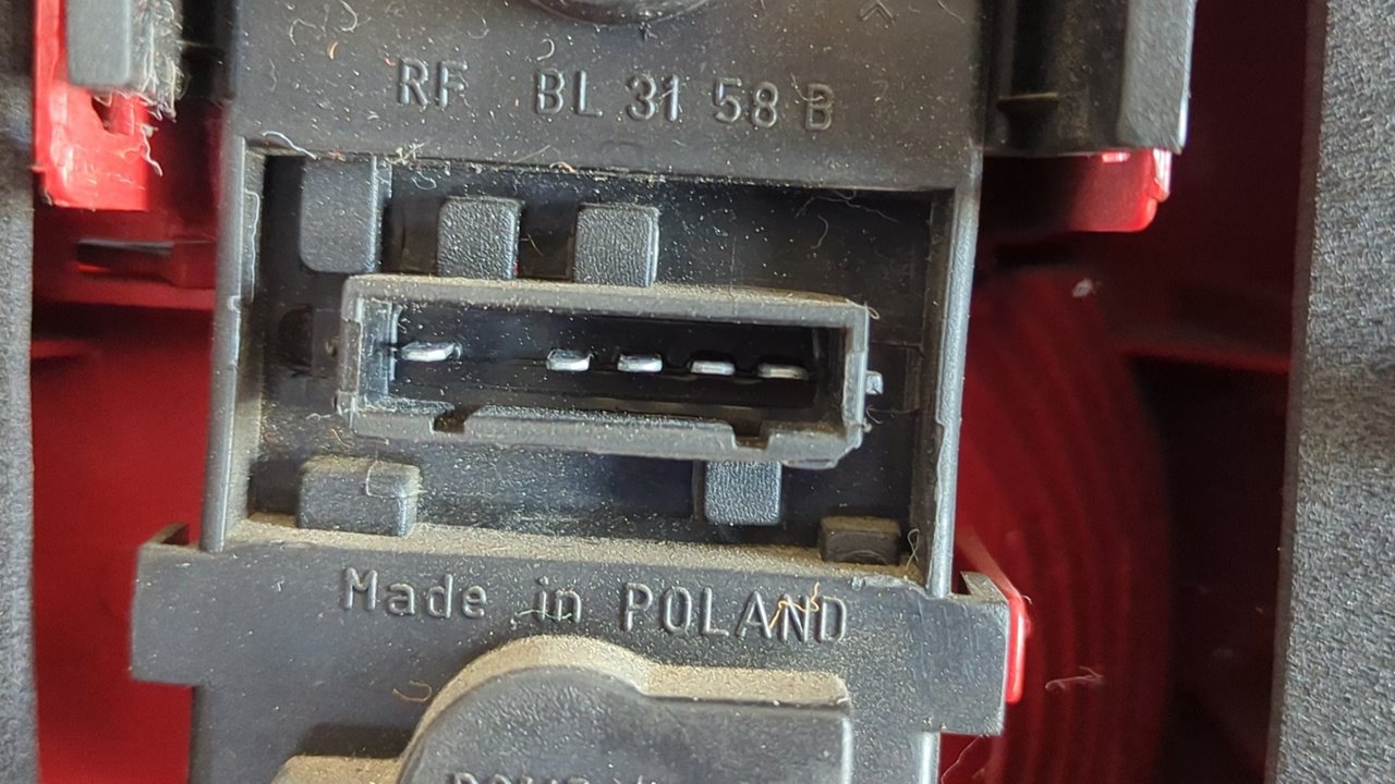 PILOTO TRASERO IZQUIERDO AUDI A6 AVANT (4B5) - vista 4