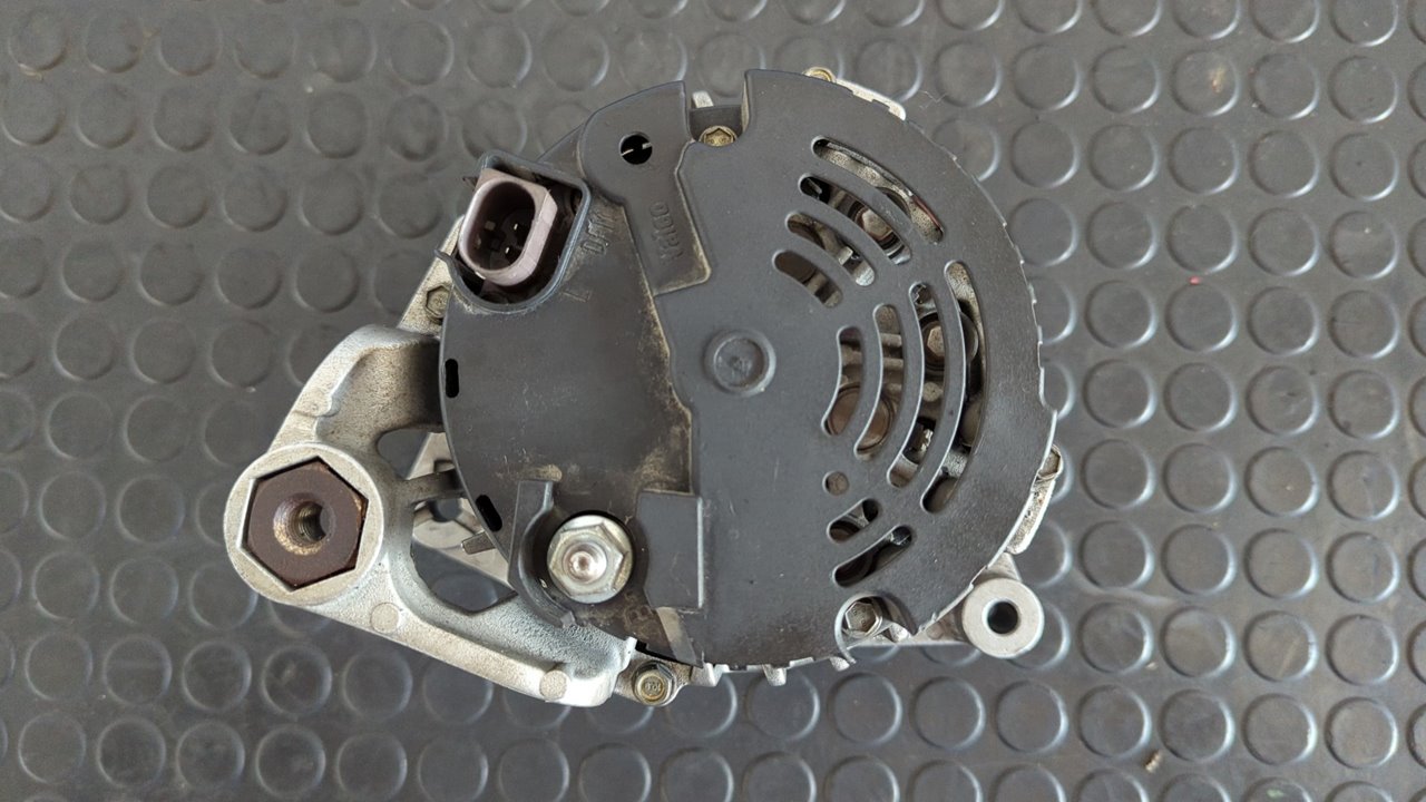 ALTERNADOR AUDI A6 AVANT (4B5) - vista 5