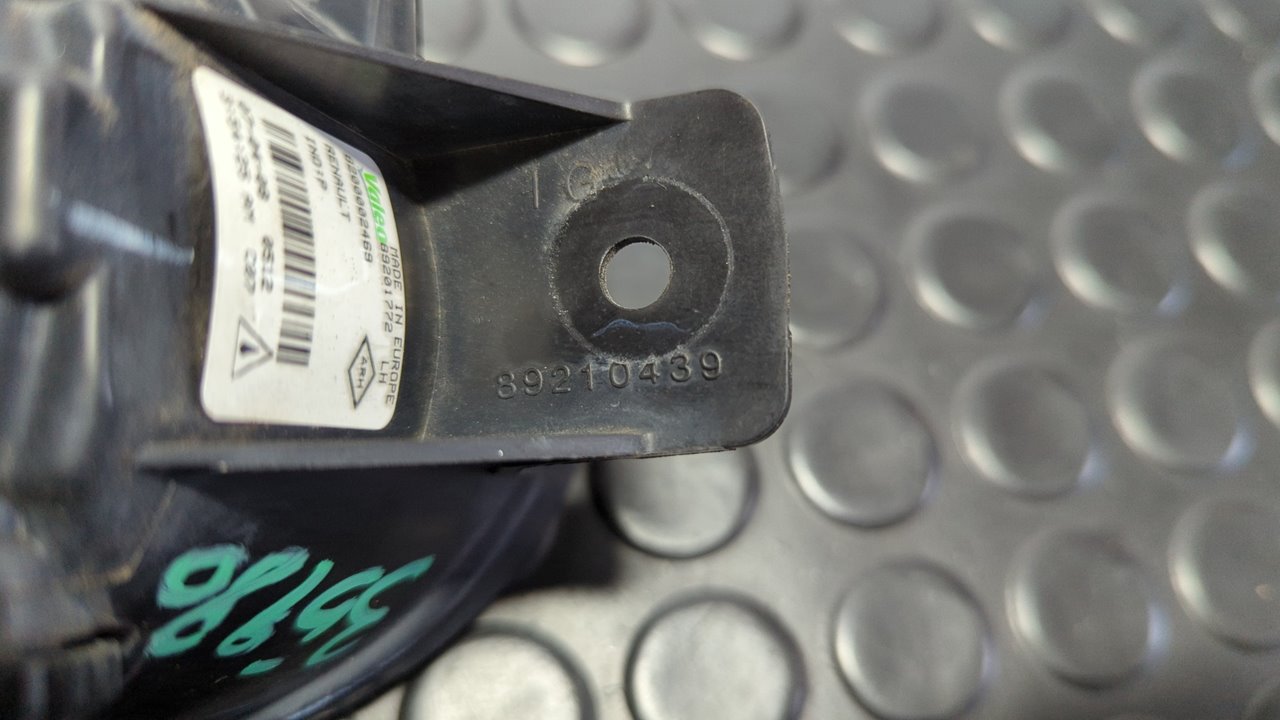 FARO ANTINIEBLA IZQUIERDO RENAULT CLIO III - vista 8
