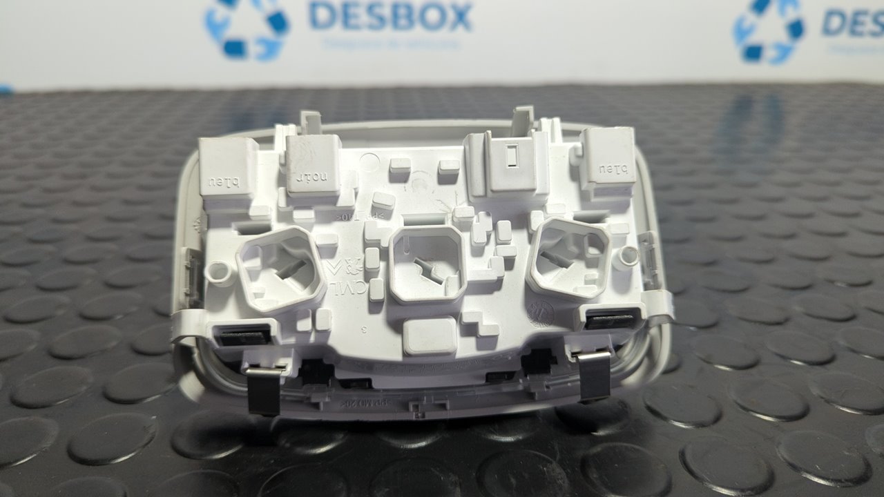 LUZ INTERIOR CITROEN E-C4 - vista 3