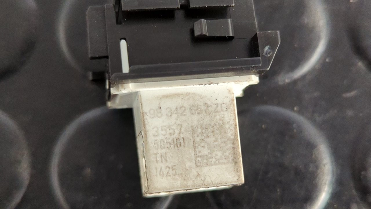 INTERRUPTOR CITROEN E-C4 - vista 4