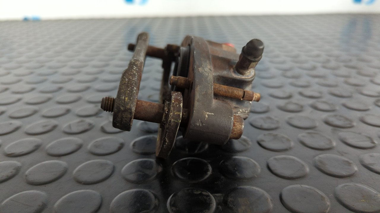 PINZA DE FRENO DELANTERA IZQUIERDA AIXAM A721 - vista 3