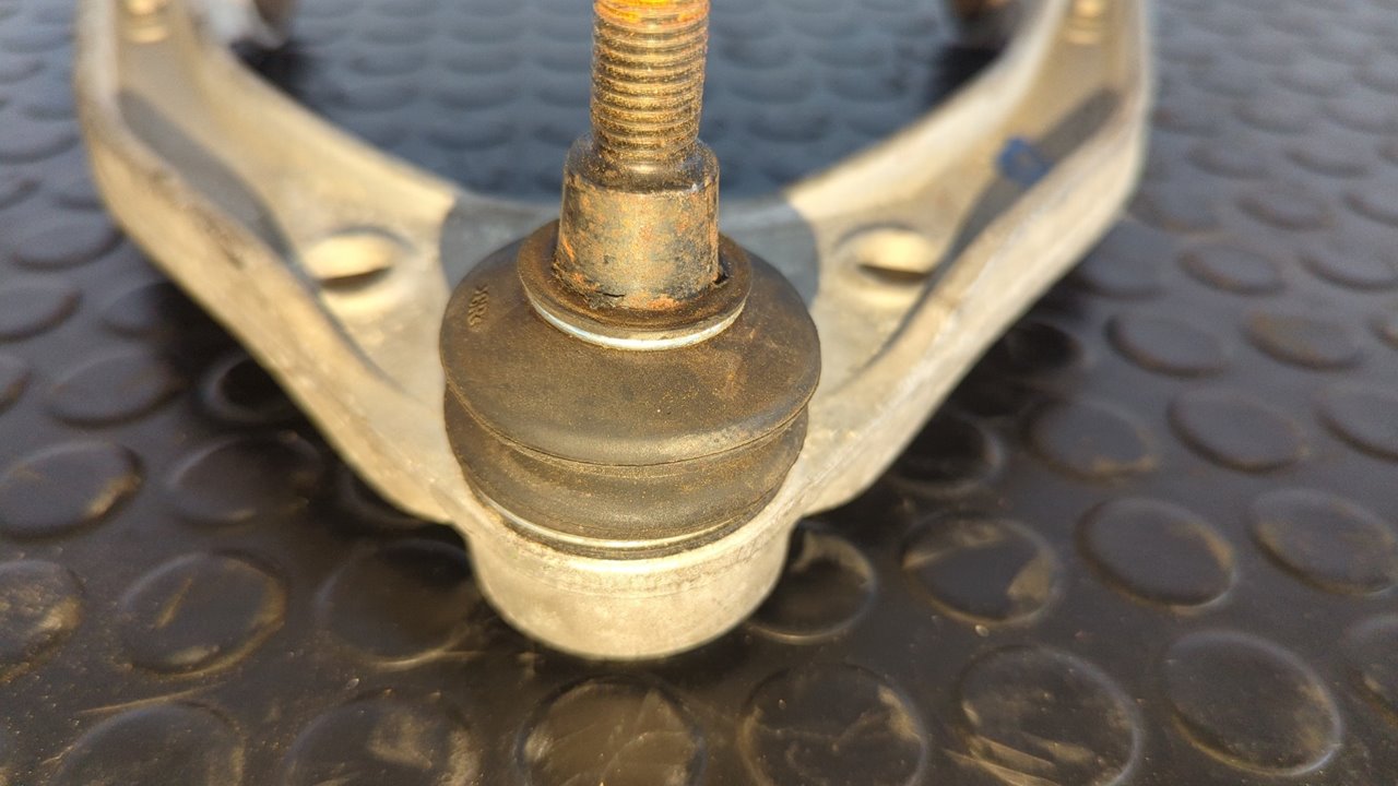 BRAZO IZQUIERDO SUPERIOR DELANTERO VOLKSWAGEN TOUAREG (7LA) - vista 7