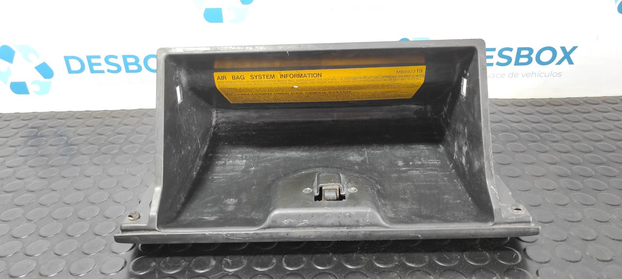 GUANTERA MITSUBISHI MONTERO (V80/V90) - vista 6