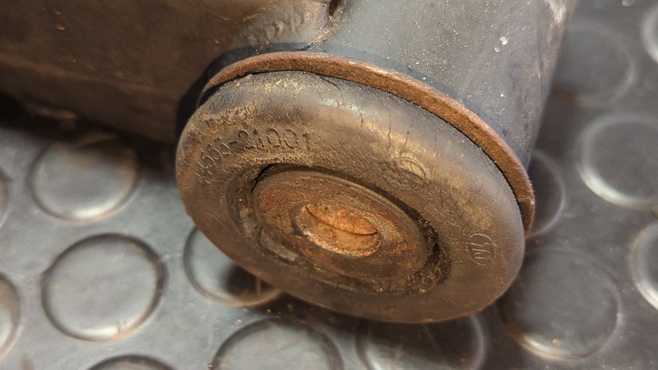 BRAZO IZQUIERDO INFERIOR DELANTERO SSANGYONG RODIUS - vista 5