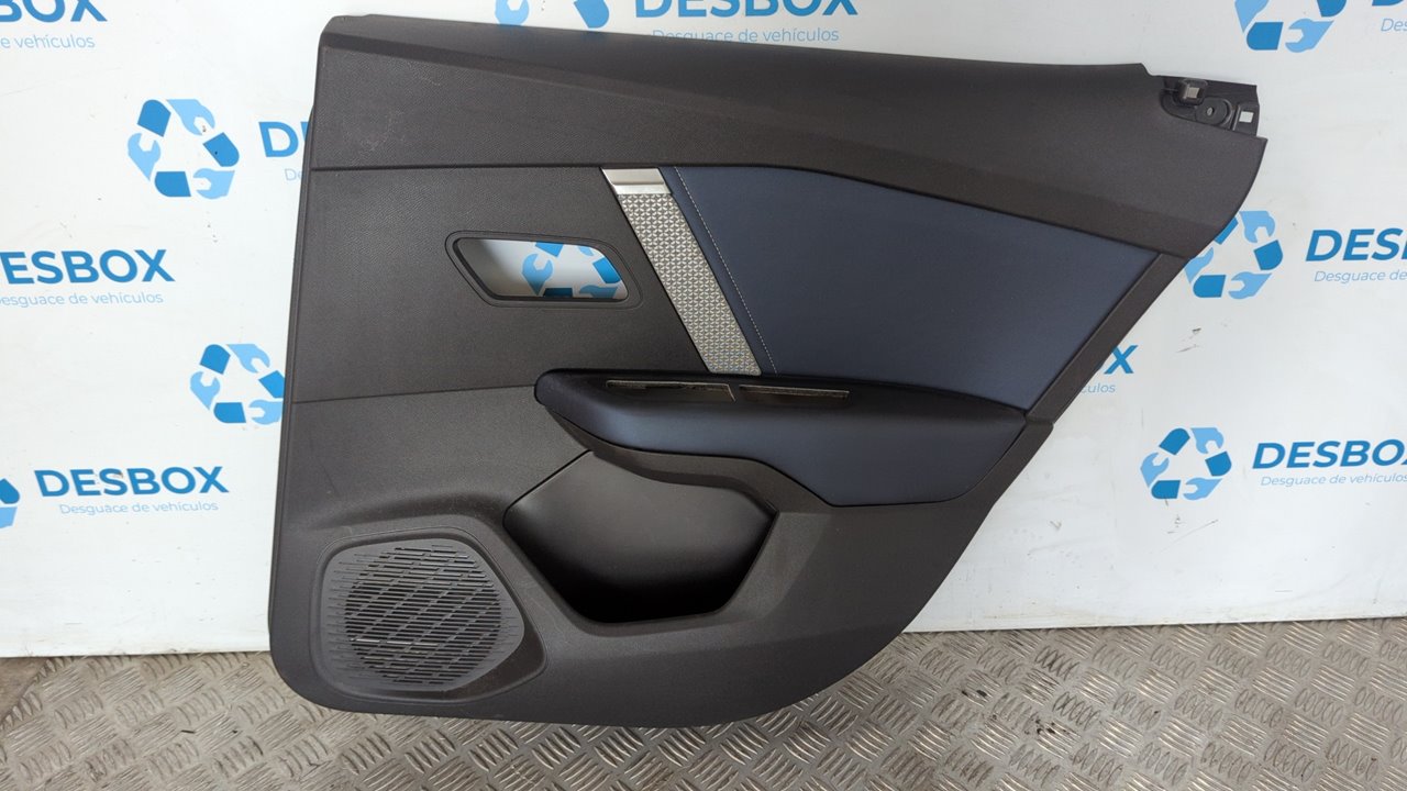 GUARNECIDO PUERTA TRASERA DERECHA CITROEN E-C4