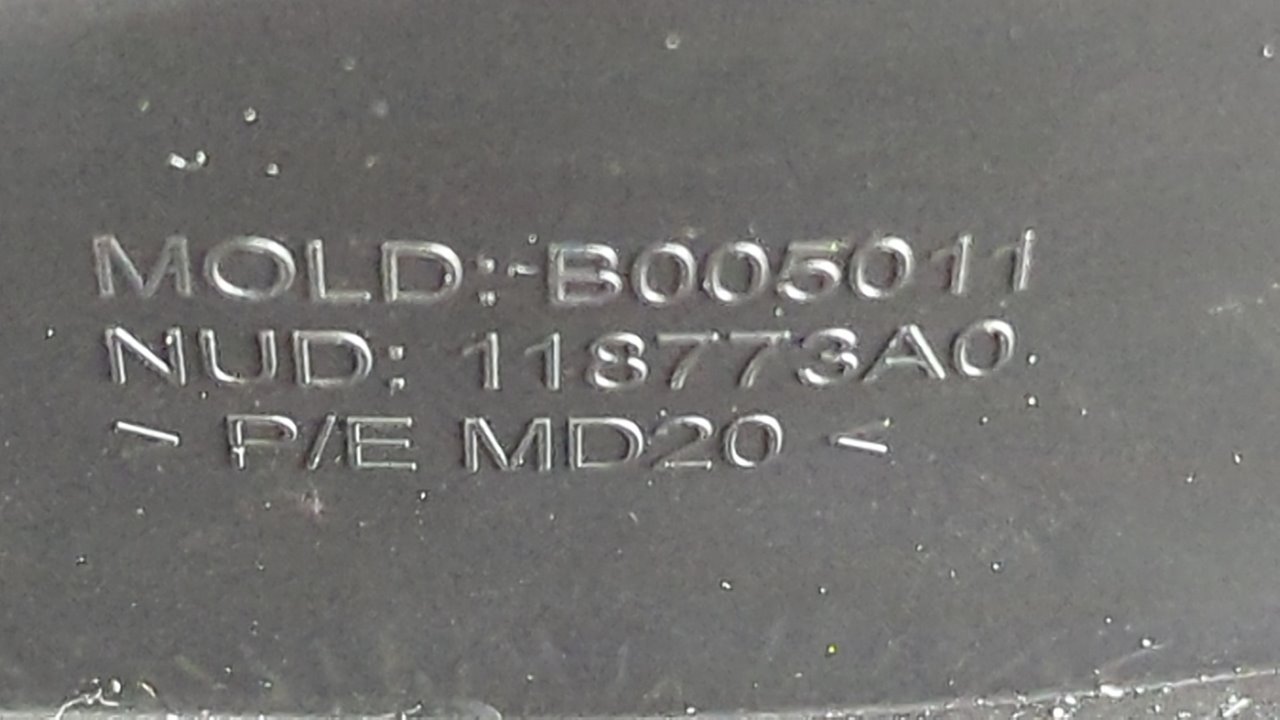 APOYABRAZOS CENTRAL CITROEN E-C4 - vista 6