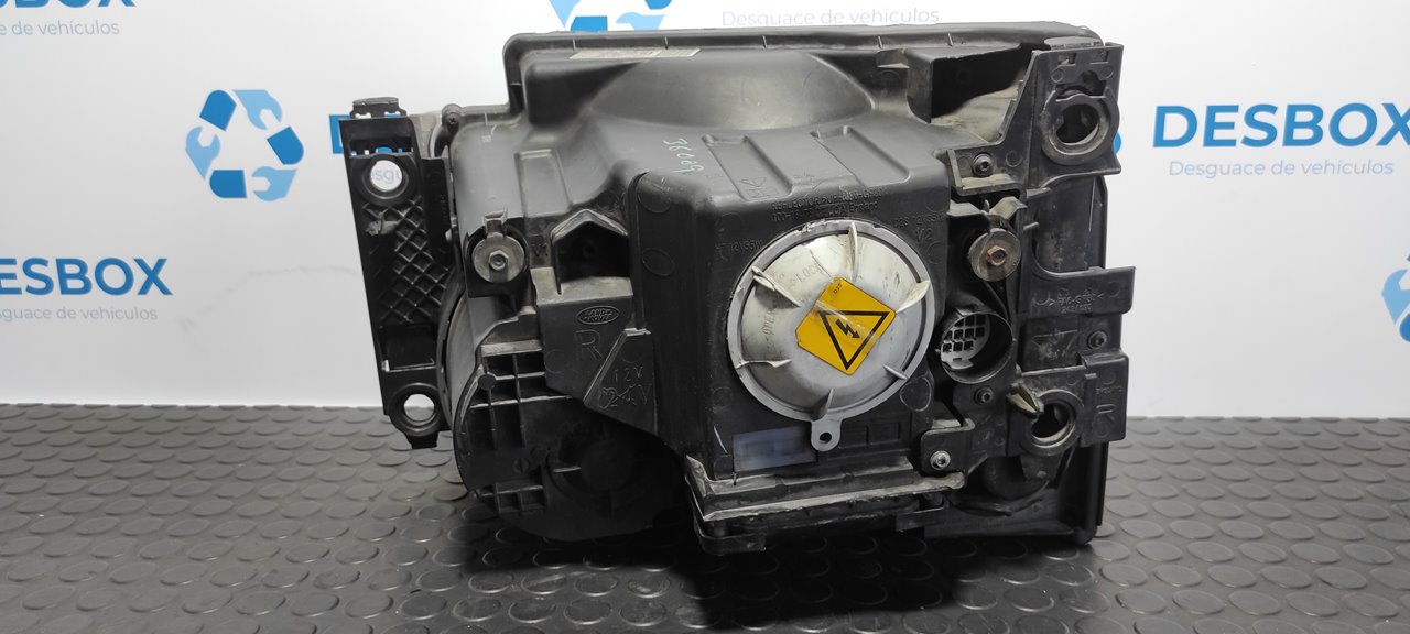 FARO DERECHO LAND ROVER DISCOVERY - vista 2