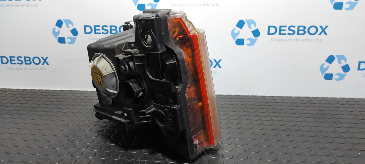 FARO DERECHO LAND ROVER DISCOVERY - vista 7
