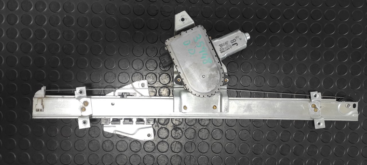 MOTOR ELEVALUNAS DELANTERO DERECHO MITSUBISHI MONTERO (V80/V90)