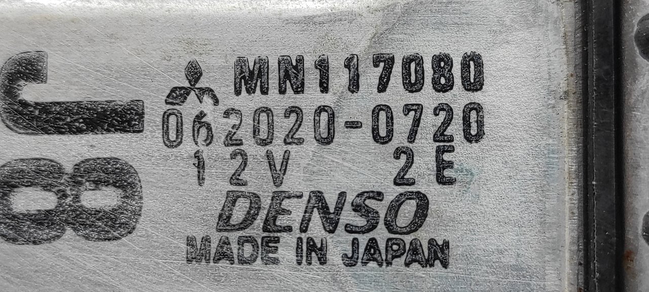MOTOR ELEVALUNAS DELANTERO DERECHO MITSUBISHI MONTERO (V80/V90) - vista 2