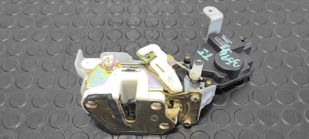 CERRADURA PUERTA TRASERA IZQUIERDA MITSUBISHI MONTERO (V80/V90) - vista 2