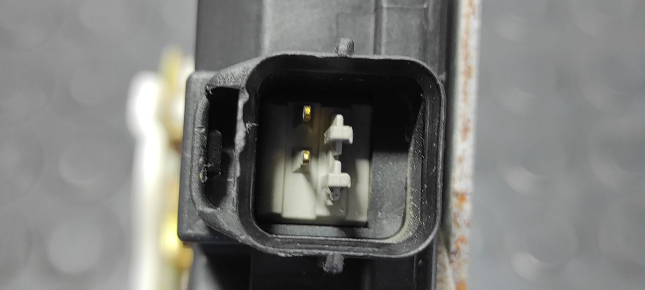 CERRADURA PUERTA TRASERA IZQUIERDA MITSUBISHI MONTERO (V80/V90) - vista 4