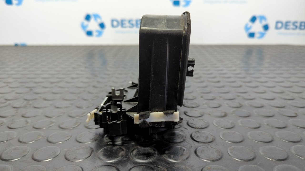 CERRADURA PUERTA DELANTERA DERECHA BMW SERIE 4 COUPE (F32) - vista 4