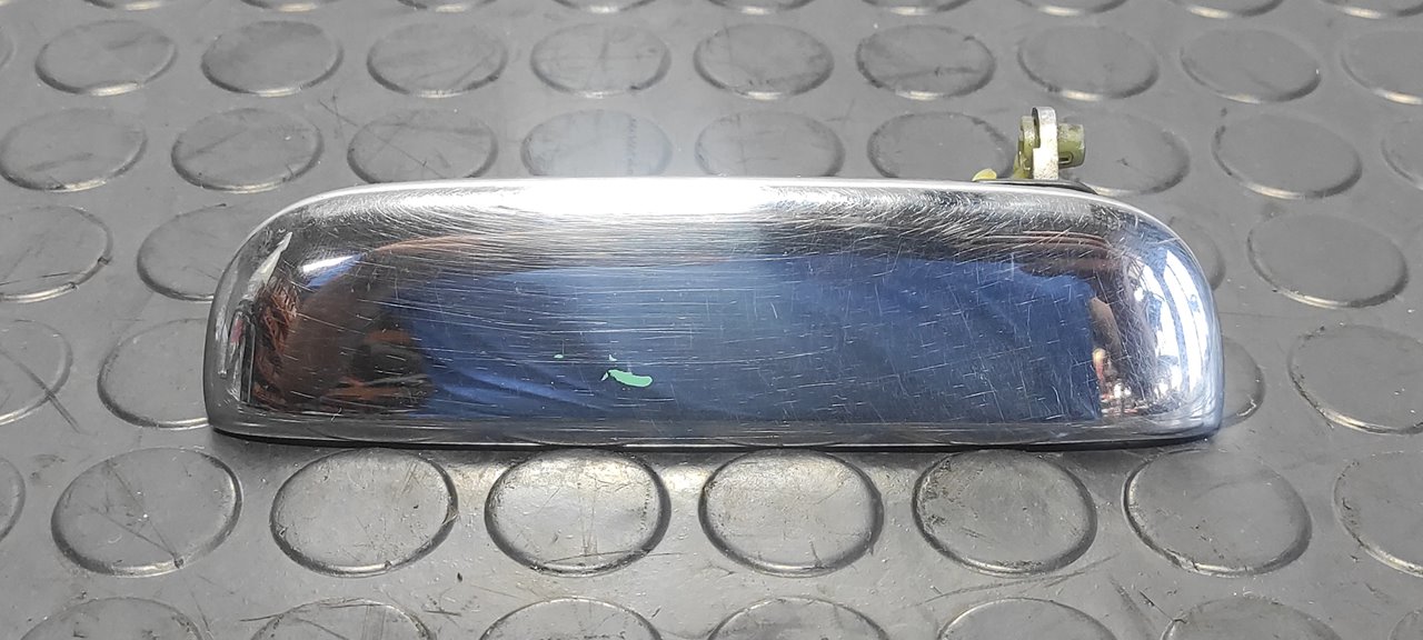 MANETA DELANTERA IZQUIERDA NISSAN CABSTAR