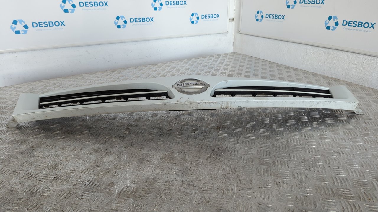 REJILLA DELANTERA NISSAN INTERSTAR MOD. 04 (X70) - vista 8