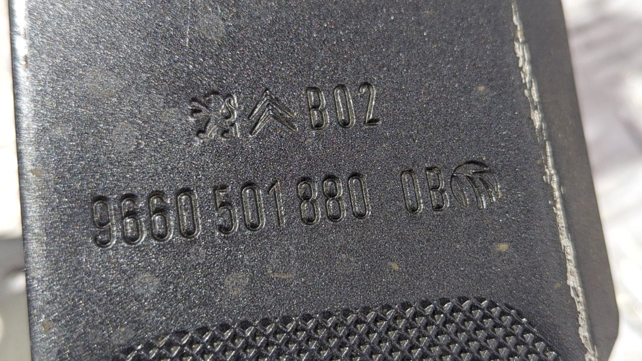 REFUERZO PARAGOLPES DELANTERO CITROEN C5 BERLINA - vista 3