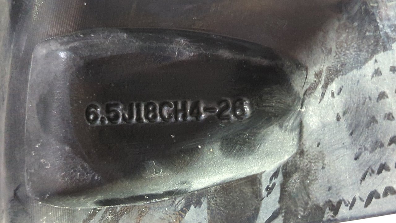 LLANTA CITROEN E-C4 - vista 2