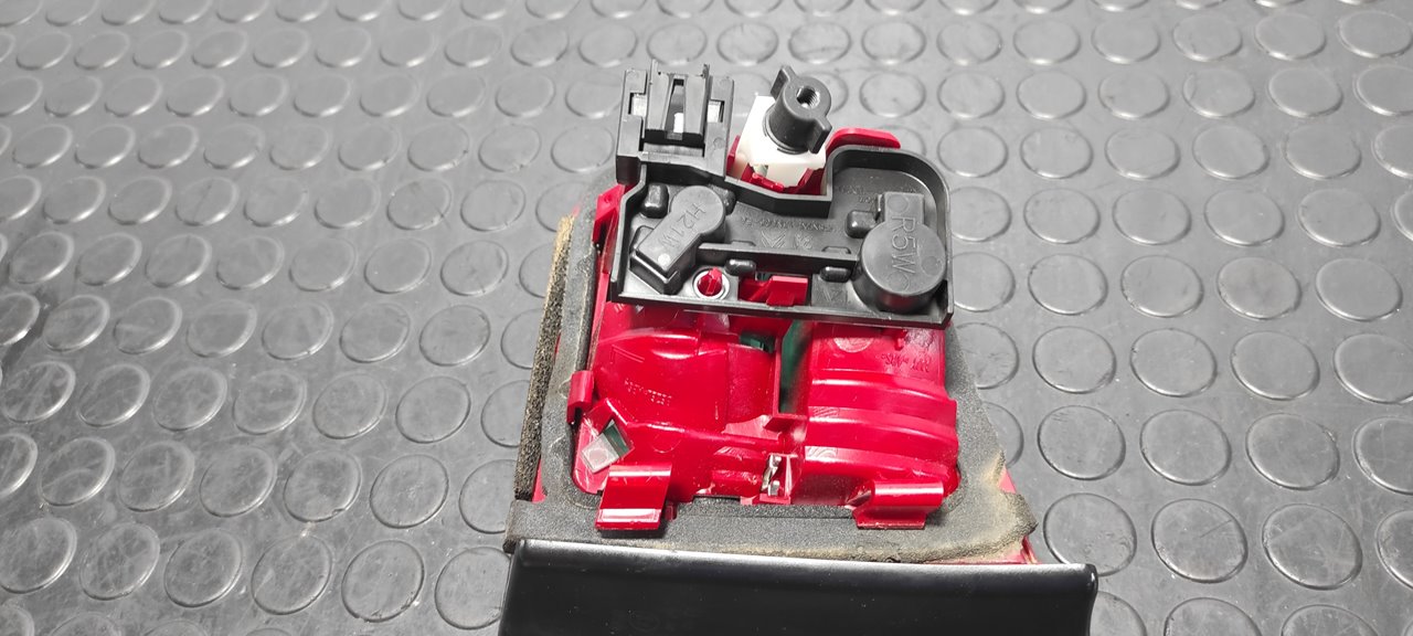 PILOTO PORTON IZQUIERDO CITROEN C5 BERLINA - vista 3