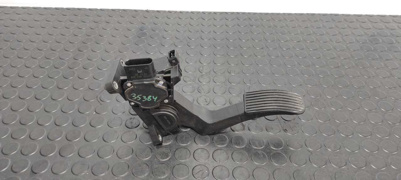 POTENCIOMETRO PEDAL MERCEDES-BENZ SPRINTER 02.00 -> COMBI - vista 2