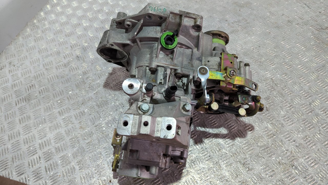 CAJA CAMBIOS VOLKSWAGEN GOLF IV BERLINA (1J1) - vista 5