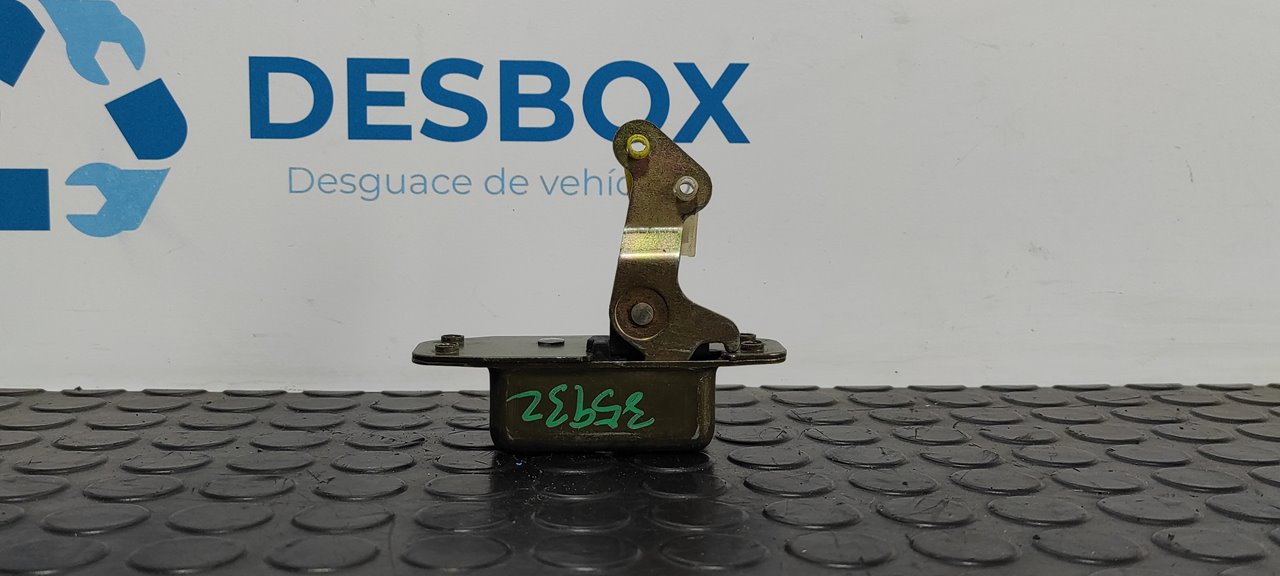 CERRADURA MALETERO / PORTON NISSAN TRADE - vista 2