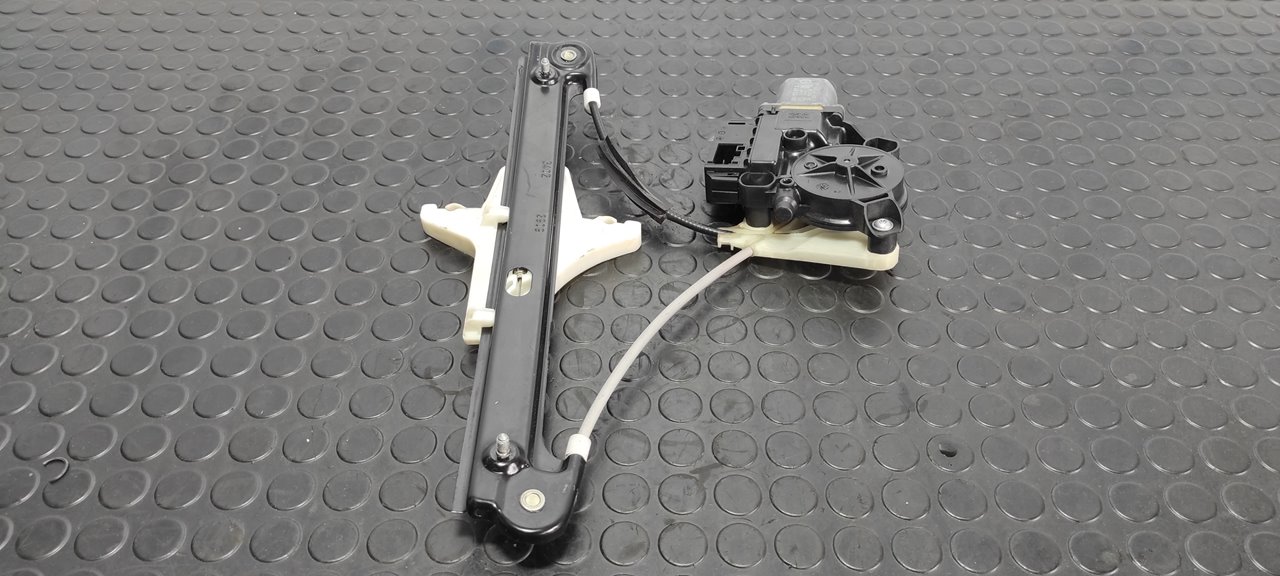 ELEVALUNAS TRASERO IZQUIERDO VOLKSWAGEN POLO (6R1) - vista 2