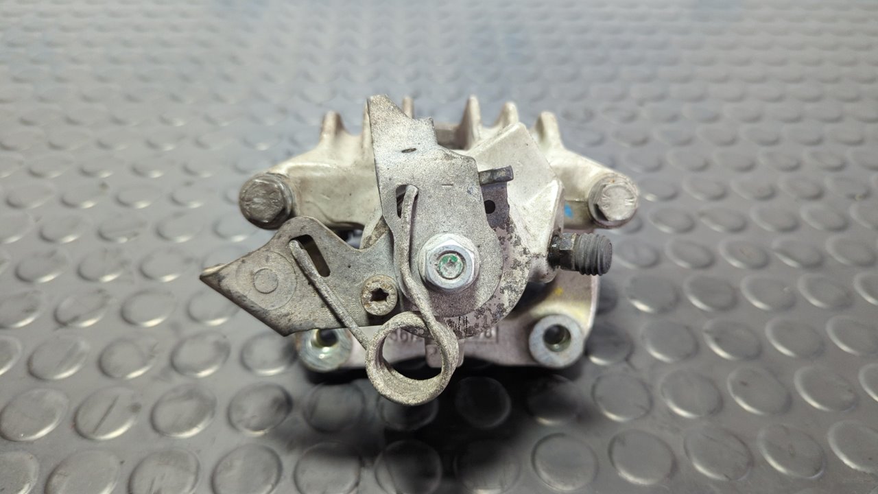 PINZA DE FRENO TRASERA IZQUIERDA AUDI TT (8N3/8N9) - vista 2