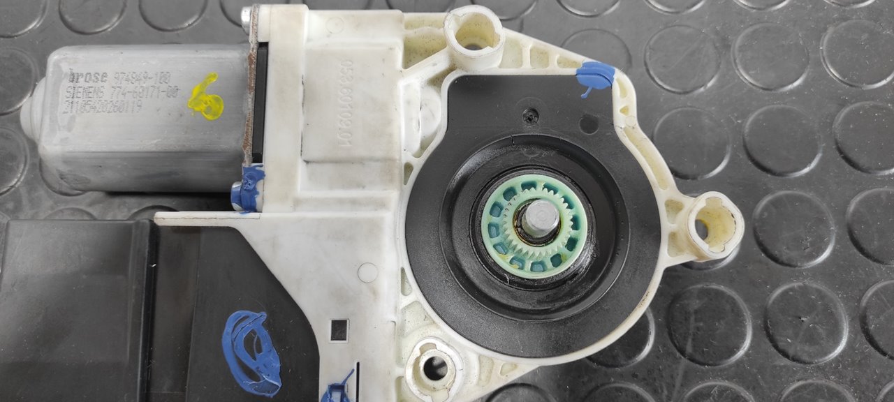 MOTOR ELEVALUNAS DELANTERO DERECHO PEUGEOT 307 BERLINA (S2) - vista 5