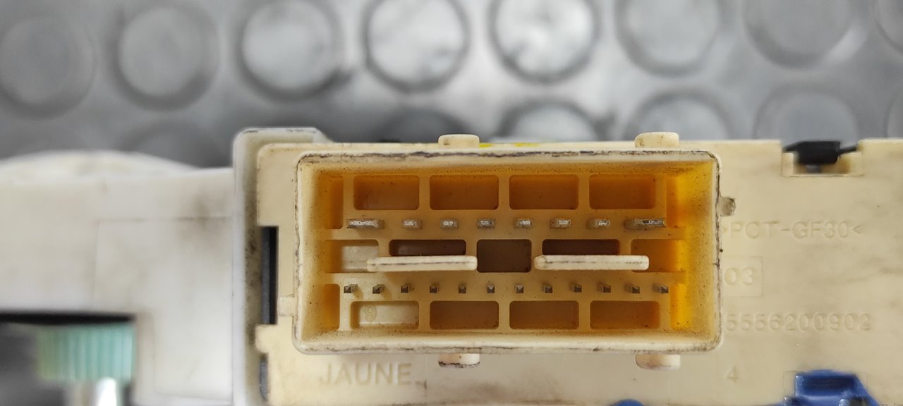 MOTOR ELEVALUNAS DELANTERO DERECHO PEUGEOT 307 BERLINA (S2) - vista 8